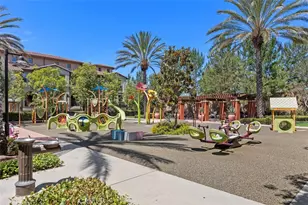 160 Capricorn, Irvine, CA 92618 - Photo 32