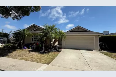 5662 Littler Dr #A, Huntington Beach, CA 92649 - Photo 2