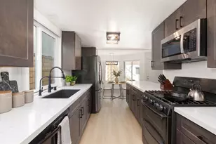 222 17th St, Huntington Beach, CA 92648 - Photo 8