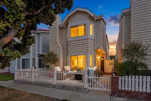 222 17th St, Huntington Beach, CA 92648 - Photo 2