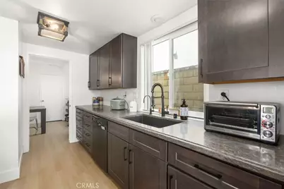 222 17th Street, Huntington Beach, CA 92648 - Photo 28
