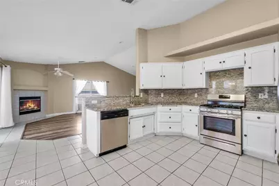 18822 Westlawn Street, Hesperia, CA 92345 - Photo 16