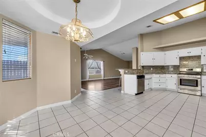 18822 Westlawn Street, Hesperia, CA 92345 - Photo 14