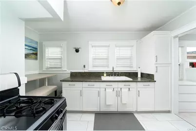 1546 1/2 Rosalia Road, Los Angeles, CA 90027 - Photo 6