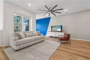 88 Renewal, Irvine, CA 92618 - Photo 6