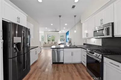 88 Renewal, Irvine, CA 92618 - Photo 16