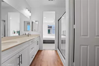88 Renewal, Irvine, CA 92618 - Photo 28