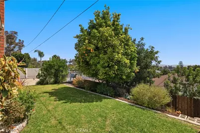 2524 Hartford Avenue, Fullerton, CA 92835 - Photo 32