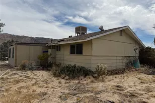6587 Rose Ellen Ave, 29 Palms MCB, CA 92277 - Photo 12