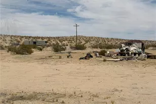 6316 Isleta Rd, 29 Palms MCB, CA 92277 - Photo 8
