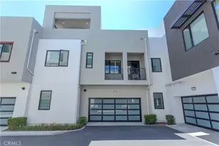130 Waypoint, Tustin, CA 92782 - Photo 16