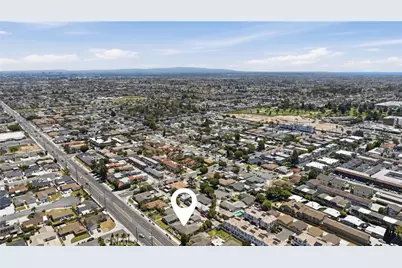 8122 Slater, Huntington Beach, CA 92647 - Photo 8