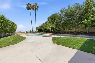 21711 Bogarra, Mission Viejo, CA 92692 - Photo 36
