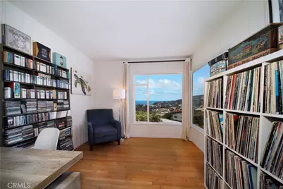933 Coast View Drive, Laguna Beach, CA 92651 - Photo 12