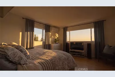 933 Coast View Drive, Laguna Beach, CA 92651 - Photo 18
