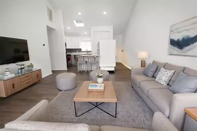 313 E Hyde Park #5, Inglewood, CA 90302 - Photo 2