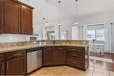11385 Trinity Road, Oak Hills, CA 92344 - Photo 10