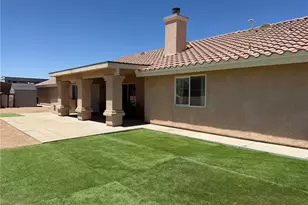 11385 Trinity Rd, Oak Hills, CA 92344 - Photo 26