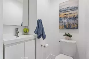 25552 MacKenzie St, Laguna Hills, CA 92653 - Photo 20