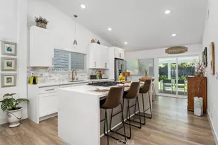 25552 MacKenzie St, Laguna Hills, CA 92653 - Photo 4