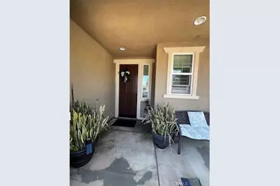 11555 Valley Oak Lane, Corona, CA 92883 - Photo 4