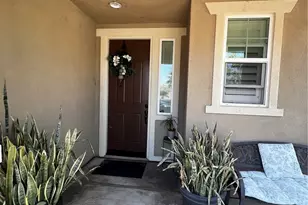 11555 Valley Oak Ln, Corona, CA 92883 - Photo 4