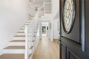 21891 Starfire Ln, Huntington Beach, CA 92646 - Photo 2