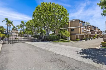 8720 Meadow Brook #B, Garden Grove, CA 92844 - Photo 32