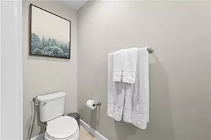 16408 Valencia, Fontana, CA 92335 - Photo 16