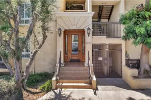 5257 Radford Ave, Valley Village, CA 91607 - Photo 2