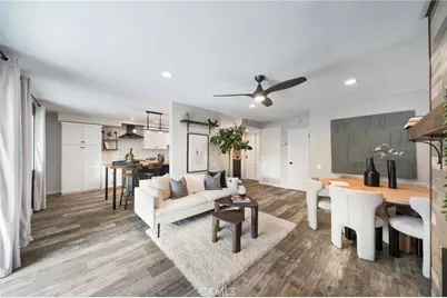 7422 Seastar #8, Huntington Beach, CA 92648 - Photo 4