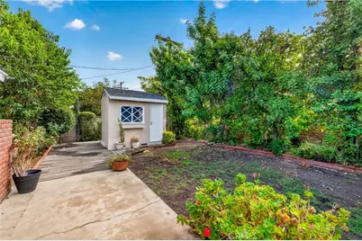 6724 De Celis Place, Lake Balboa, CA 91406 - Photo 44
