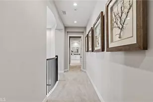 117 Interstellar, Irvine, CA 92618 - Photo 32