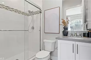 117 Interstellar, Irvine, CA 92618 - Photo 46