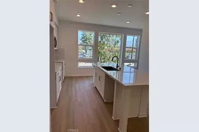 1032 Foothill Boulevard, Claremont, CA 91711 - Photo 10
