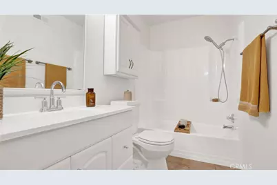 2160 W Wellington Circle, Anaheim, CA 92804 - Photo 16