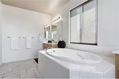 5018 Bella Collina, Oceanside, CA 92056 - Photo 30