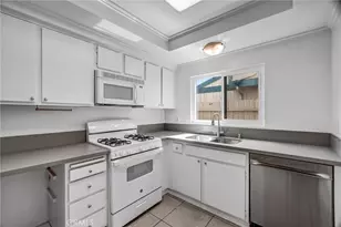 4526 Heil, Huntington Beach, CA 92649 - Photo 8