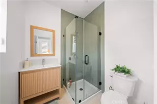 201 Yerba, Irvine, CA 92618 - Photo 28