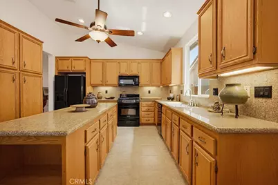 7975 Bogey, Hemet, CA 92545 - Photo 8