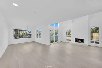 16097 Saint Croix, Huntington Beach, CA 92649 - Photo 12