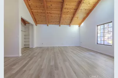 30042 Enchanted, Running Springs, CA 92382 - Photo 14