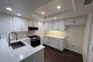 26467 Portola, Mission Viejo, CA 92692 - Photo 2