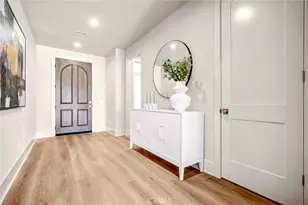 204 Alora, Irvine, CA 92618 - Photo 2