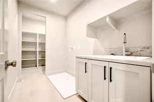 204 Alora, Irvine, CA 92618 - Photo 24