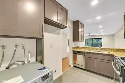 326 Tangelo #323, Irvine, CA 92618 - Photo 16