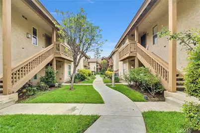 326 Tangelo #323, Irvine, CA 92618 - Photo 4