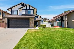 39853 Teal Dr, Murrieta, CA 92562 - Photo 2