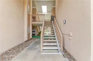 8877 Lauderdale Ct, Huntington Beach, CA 92646 - Photo 4