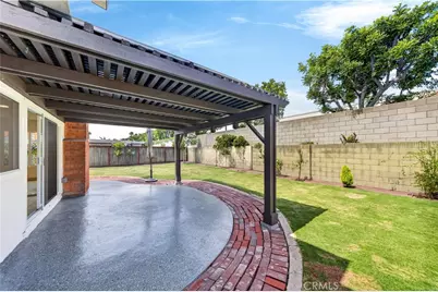 19051 Randi, Huntington Beach, CA 92646 - Photo 32